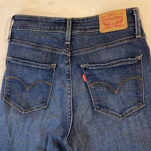 Levi jeans